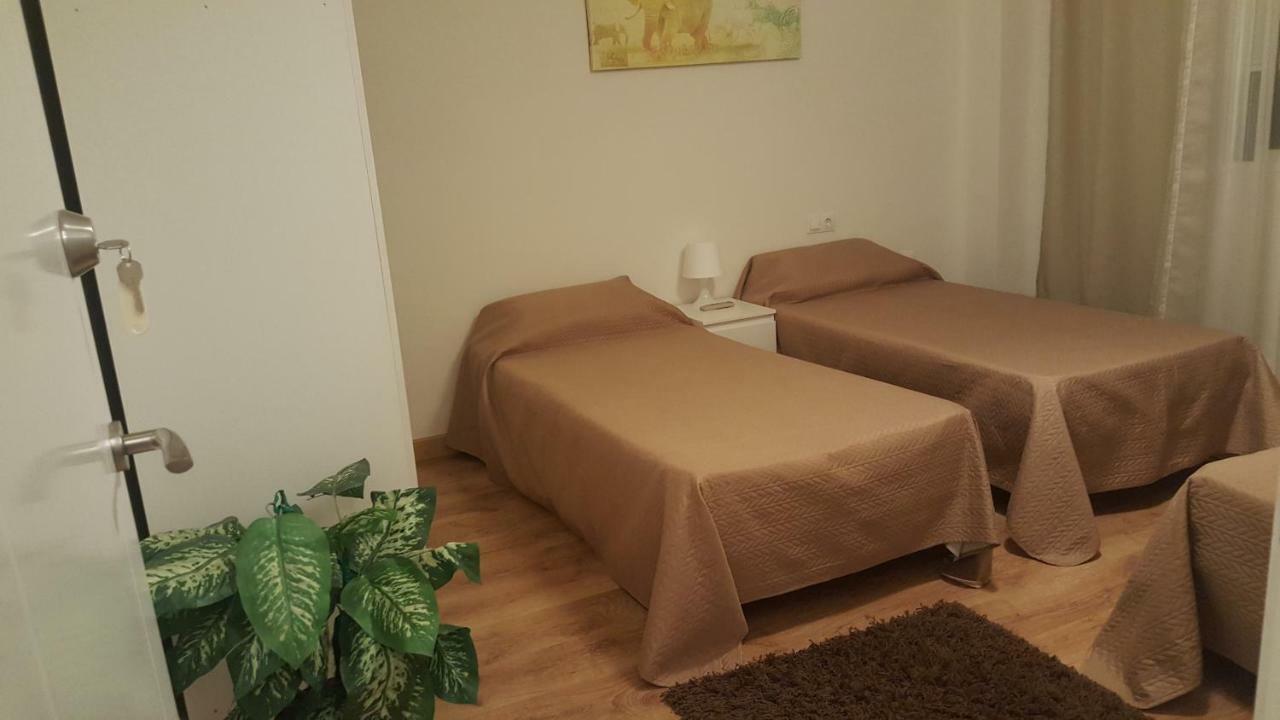 Pension Yna Holiday Málaga Dış mekan fotoğraf