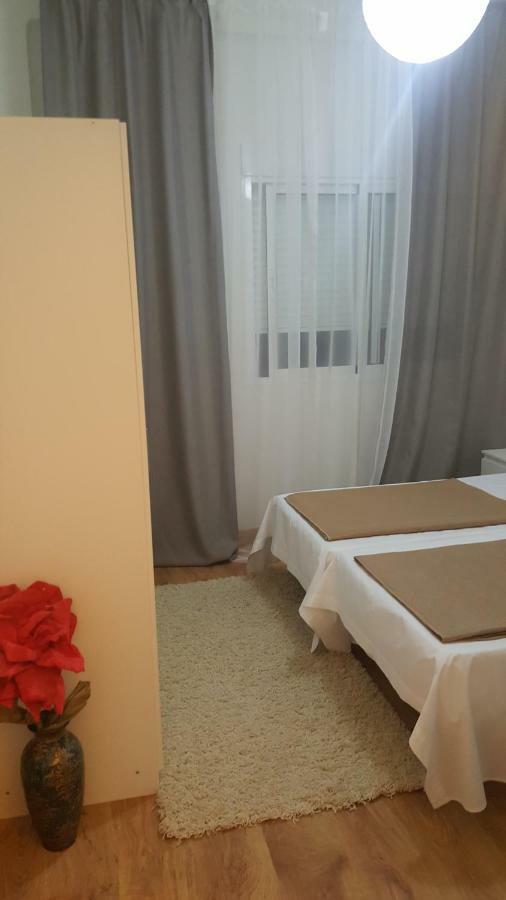 Pension Yna Holiday Málaga Dış mekan fotoğraf