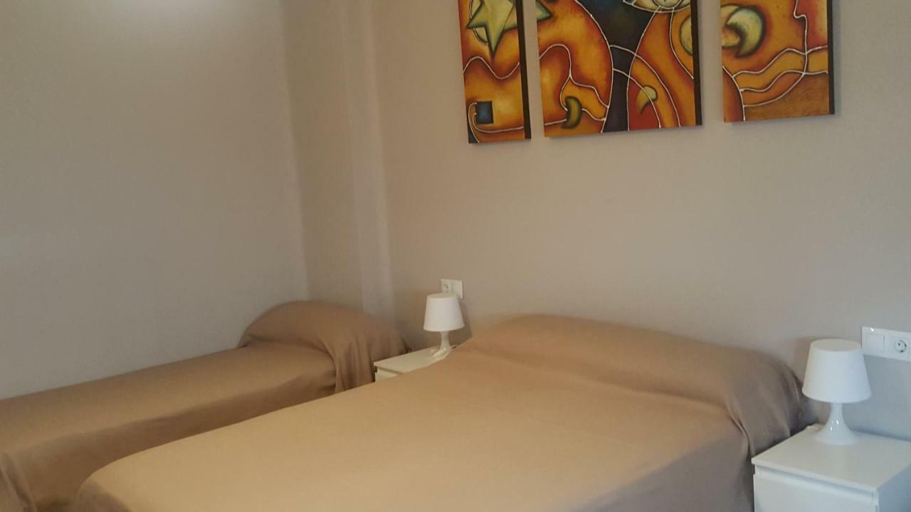 Pension Yna Holiday Málaga Dış mekan fotoğraf