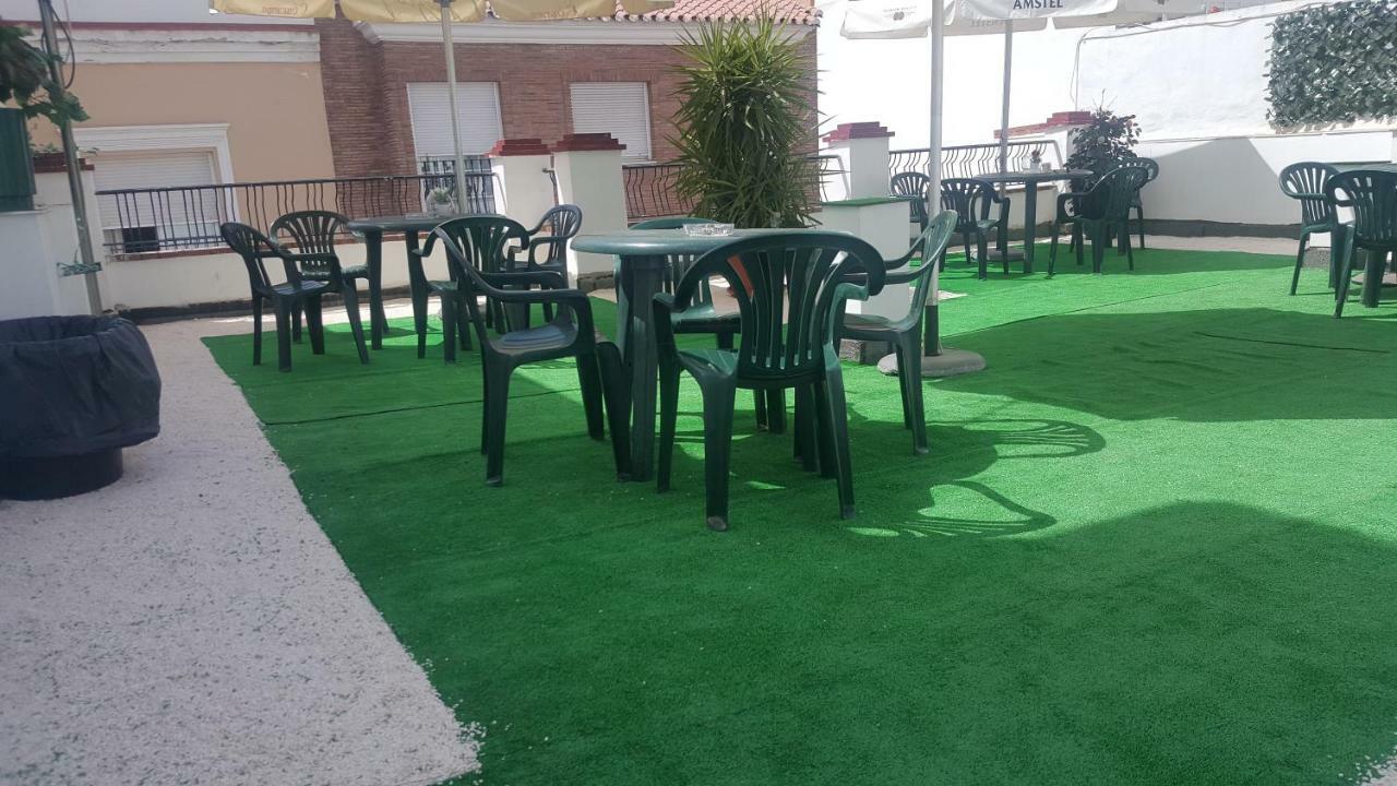 Pension Yna Holiday Málaga Dış mekan fotoğraf